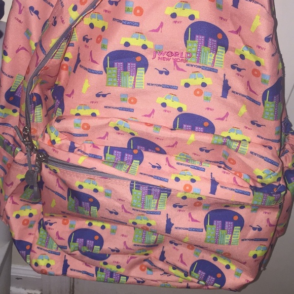 Cute designed backpack! - Picture 5 of 5